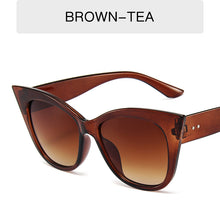 Carica l&#39;immagine nel visualizzatore di Gallery, Cat Eye Sunglasses Woman Big Frame Cat Sun Glasses Female Retro Shades UV400 Black White Color Oculos De Sol
