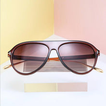 Load image into Gallery viewer, Classic Ladies Pilot Round Sunglasses Women Retro Oversized Sun Glasses  Driving Men Sun Glasses zonnebril dames UV400