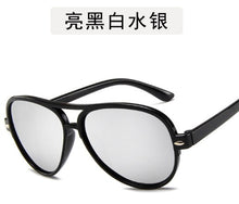 Carica l'immagine nel visualizzatore di Gallery, Simpatici occhiali da sole polarizzati per bambini Ragazzi Ragazze Occhiali da sole per neonati Occhiali da sole per bambini UV400 Oculos De Sol 