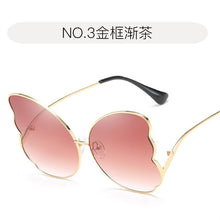 Carica l&#39;immagine nel visualizzatore di Gallery, European and American Sunglasses Metallic Transparent Ocean Slide Sunglasses Feather Sunglasses for Ladies