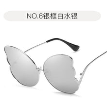 Carica l&#39;immagine nel visualizzatore di Gallery, European and American Sunglasses Metallic Transparent Ocean Slide Sunglasses Feather Sunglasses for Ladies