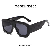 Load image into Gallery viewer, European and American large frame sunglasses for men and women casual sunglasses