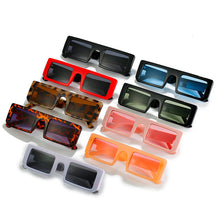 Carica l&#39;immagine nel visualizzatore di Gallery, Occhiali da sole con montatura quadrata marrone rosa UV400 Occhiali da sole retrò maschili verdi blu femminili per donna dropshpping