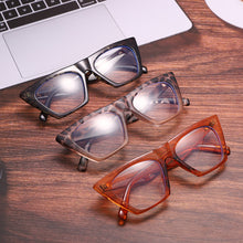 Carica l'immagine nel visualizzatore di Gallery, Cat Eye Anti Blue Light Glasses For Women Men TR90 Retro Clear Ladies Eyeglasses Computer Reading  Designer