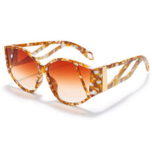 Load image into Gallery viewer, Cat Eye Sunglasses Personality Big Frame Sun Glasses  Brand Retro  Black Sun Glasses Female Men UV400 Oculos
