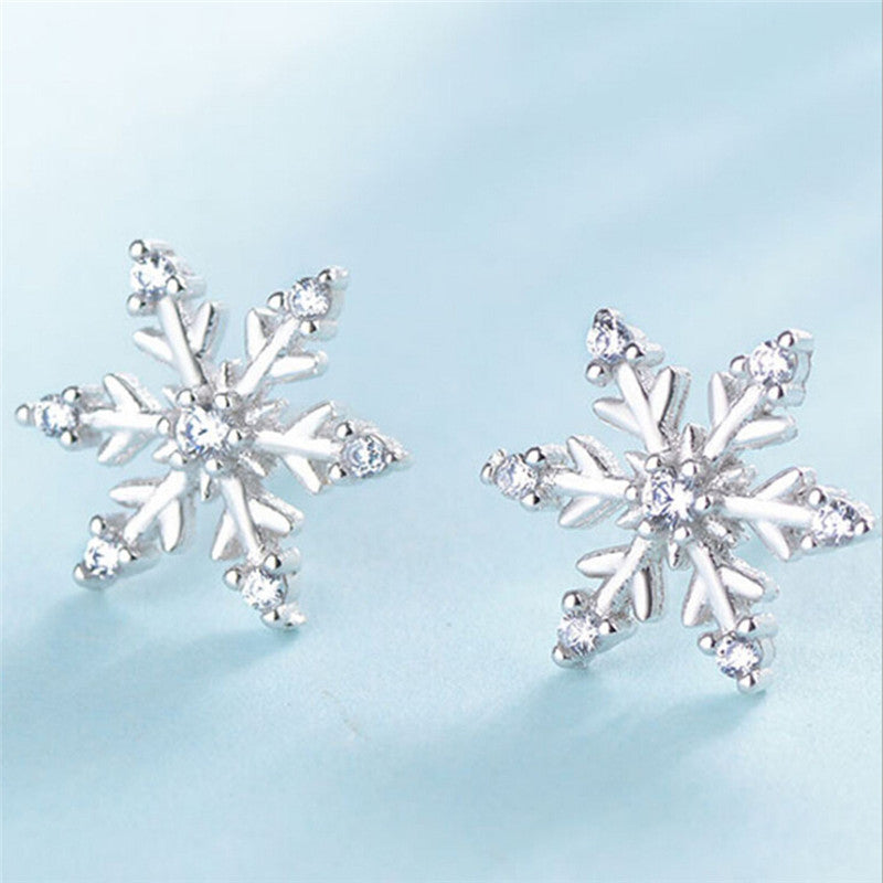 Orecchino di cristallo di nuova moda Nuovo orecchino Orecchini di fiocco di neve carino per gioielli da donna Regalo di Natale 