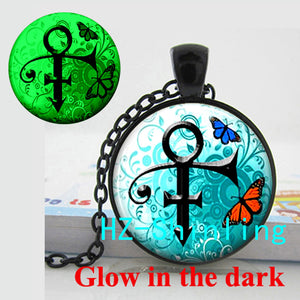 New Fashion Glowing Pendant Prince Symb Glow Necklace Prince Picture Pendant Jewelry Glass Cabochon Necklace