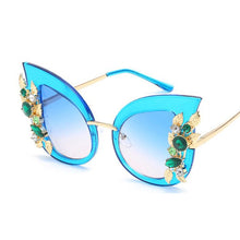 Load image into Gallery viewer, Green Diamond Oversized Sunglasses Women Designer  Cat Eye Sunglasses Transparent Frame Vintage Shades