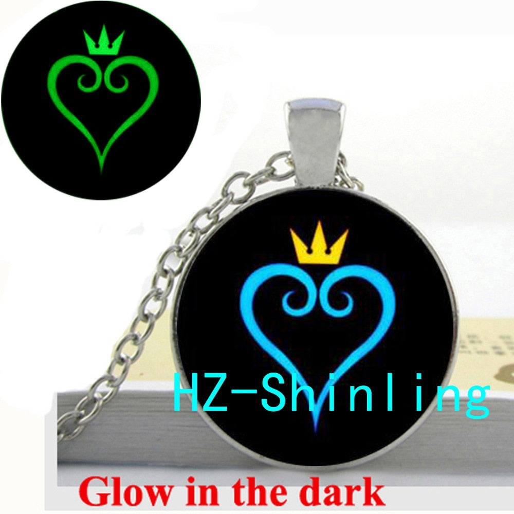 New Fashion Heart Blue Glowing Necklace Kingdom Hearts Glow Pendant Jewelry Glass Dome Pendant Necklace