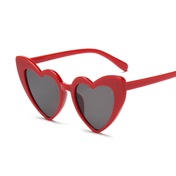 Love Heart Sunglasses Women Cute Sexy Retro Cat Eye Vintage Sun Glasses Black Red Female Eyewear UV400