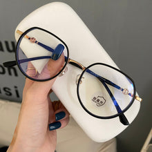 Load image into Gallery viewer, Prescription Glasses Frame Ultra Light Retro Round Frame Women&#39;s Popular Glasses With Small Face