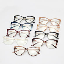 Carica l'immagine nel visualizzatore di Gallery, Retro Anti Blue Light Cat Eye Glasses For Women Vintage Ladies Clear Computer Reding Eyeglasses Trending  M