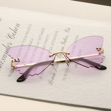 Load image into Gallery viewer, Rimless Sunglasses Women Retro Transparent Ocean Lens Glasses  Ladies Butterfly Design Sun Glasses UV400