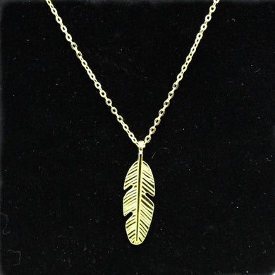 New Fashion Simplicity Pendants Necklace Bullet Owl Key Star Leaf Heart Peace Birds Chain Clavicle Collares Retro Women Jewelry