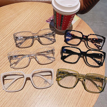 Load image into Gallery viewer, Square Anti-blue Light Eyeglasses For Women Vintage Green Beige Clear Computer Glasses Frame Female Shades Black