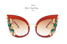 Load image into Gallery viewer, Style Green Diamond Oversized Sunglasses Women Designer  Cat Eye Sunglasses Transparent Frame Vintage Shades