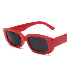 Carica l&#39;immagine nel visualizzatore di Gallery, Vintage Sunglasses Women Brand Designer Retro Rectangle Sun Glasses Female Ins Popular Colorful Square Eyewear