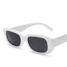 Carica l&#39;immagine nel visualizzatore di Gallery, Vintage Sunglasses Women Brand Designer Retro Rectangle Sun Glasses Female Ins Popular Colorful Square Eyewear