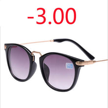 Load image into Gallery viewer, Finished Myopia Sun Glasses Gray Lens Metal Legs With Degrees Sunglasses -1 -1.5 -2.0 -2.5 -3.0 -3.5 -4.0