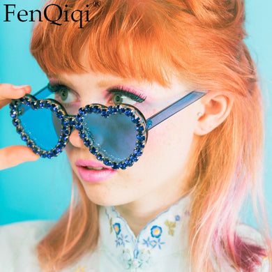 Gradient Heart Shaped Rimless Beach Sunglasses Trendy Design Ladies Sunglasses Shiny Diamond Female Shades