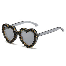 Load image into Gallery viewer, Gradient Heart Shaped Rimless Beach Sunglasses Trendy Design Ladies Sunglasses Shiny Diamond Female Shades