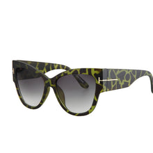 Load image into Gallery viewer, Gradient Points Cat Eye Women Sunglasses Tom High Sun Glasses Female Cateyes Sunglasses Women Brand Designer Oculos