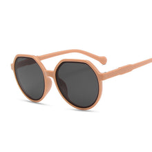 Carica l&#39;immagine nel visualizzatore di Gallery, Irregular Round Sunglasses Women Brand Designer Style Sun Glasses Female Ins Trend Big Frame Mirror Oculos De Sol