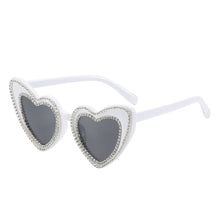 Load image into Gallery viewer, Ladies Trend Handmake Sunglasses Heart Brand Design Eye Wear Diamond Sun Glass Frame Lunette De Soleil Femme