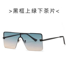 Carica l&#39;immagine nel visualizzatore di Gallery, Leopard head conjoined piece sunglasses European and American rimless sunglasses for men and women square sunglasses