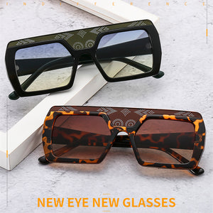 Luxuty Men Brand Designer Square Sunglasse For Women Retro Oversized Pattern Frame Ins Trending Shades UV400 Eyeglas