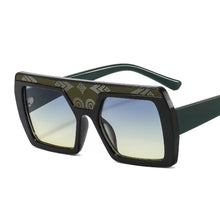 Carica l&#39;immagine nel visualizzatore di Gallery, Luxuty Men Brand Designer Square Sunglasse For Women Retro Oversized Pattern Frame Ins Trending Shades UV400 Eyeglas