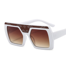Carica l&#39;immagine nel visualizzatore di Gallery, Luxuty Men Brand Designer Square Sunglasse For Women Retro Oversized Pattern Frame Ins Trending Shades UV400 Eyeglas
