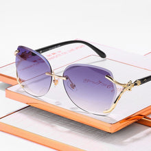 Load image into Gallery viewer, Men/women sunglasses women glasses man vintage  UV400 Sun glasses Women Shades Female eyeglass