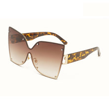 Load image into Gallery viewer, Metal Frame Butterfly Shape Ladies Sunglasses Oversized Personality Gradient Color Women Sun glasses
