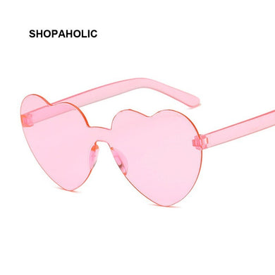 One Piece Love Heart Lens Sunglasses Women Transparent Plastic Glasses Style Sun Glasses Female Clear Candy Color Lady