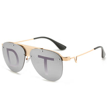 Load image into Gallery viewer, Oversized Frame Metal Pilot Glasses Gradient Half Frame Design Trendy Beach Sunglasses Sunglasses For Men