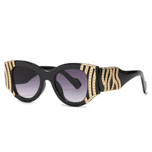 Load image into Gallery viewer, Personality Metal Decoration Ladies Sunglasses Classic Retro Catwalk Trend Wild Gorgeous High-quality Sunglasses