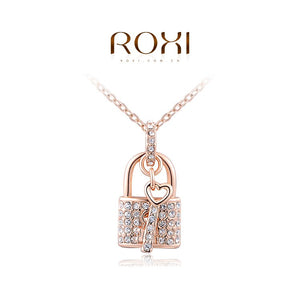 Nuove collane di colore bianco / oro rosa con chiusura e pendenti con chiave Collana unica di gioielli di moda CZ per donne Girlfrend 