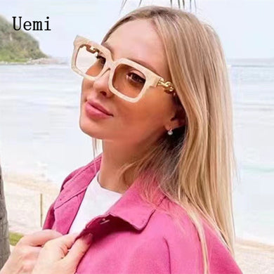 Retro Metal Chain Square Women Sunglasses Brand Designer Ladies Sun Glasses Vintage Ins Trending Shades UV400 Eyegla
