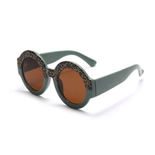 Carica l'immagine nel visualizzatore di Gallery, Round Sunglasses Women Punk Oversized Sun Glasses Men UV400 Shades Ladies Printed Bicolor Eyewear Gafas De Sol