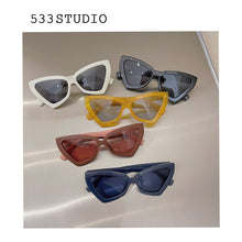 Load image into Gallery viewer, Sexy Leopard Color Cat-eye Glasses Trendy Retro Europe And America Block UV Travel Beach Sunglasses Men Women