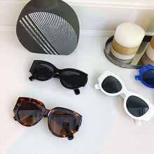 Load image into Gallery viewer, Small Oval Women Sunglasses Retro ResinSun Glasses Men Brand Designer Vintage Female Cat Eye Shades UV400 Eyewear GOGGLES