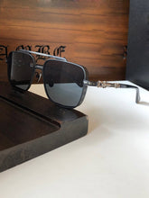 Load image into Gallery viewer, Square Edging Ultra Light Titanium Alloy Men&#39;s Sunglasses Retro Totem Design Punk Style Cool Sun Shading UV Protecti