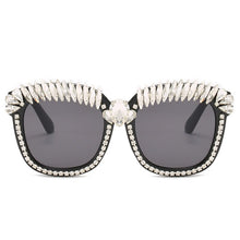 Carica l&#39;immagine nel visualizzatore di Gallery, Square Sunglasses Mens Designer Rhinestones Shades for Women Retro Classic Eyewear Cool Street Sunglass