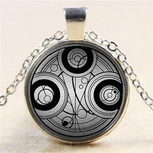 Carica l&#39;immagine nel visualizzatore di Gallery, Nuovo film Steampunk fatto a mano nel Regno Unito Dr Doctor Who Bomb collana in bronzo vetro argento gioielli con ciondolo uomo donna regalo HZ1 