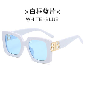 Style Classic Retro Sunglasses Women Oversize Square Men Frame Hollow out Sun Glasses Ladies Lens Sunglasses Oculos UV400