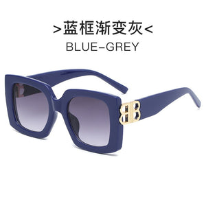 Style Classic Retro Sunglasses Women Oversize Square Men Frame Hollow out Sun Glasses Ladies Lens Sunglasses Oculos UV400