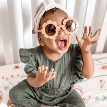 Load image into Gallery viewer, Sun Flower Round Cute kids sunglasses UV400 for Boy girls toddler Lovely baby sun glasses Children Oculos de sol