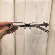 Carica l'immagine nel visualizzatore di Gallery, New Sunglasses Fashion Men And Women Jumping Di Hip Hop Couple Glasses Super Fire Retro Sunglasses