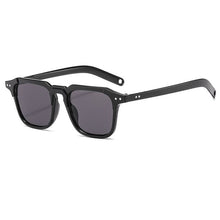 Carica l'immagine nel visualizzatore di Gallery, New Sunglasses Fashion Men And Women Jumping Di Hip Hop Couple Glasses Super Fire Retro Sunglasses
